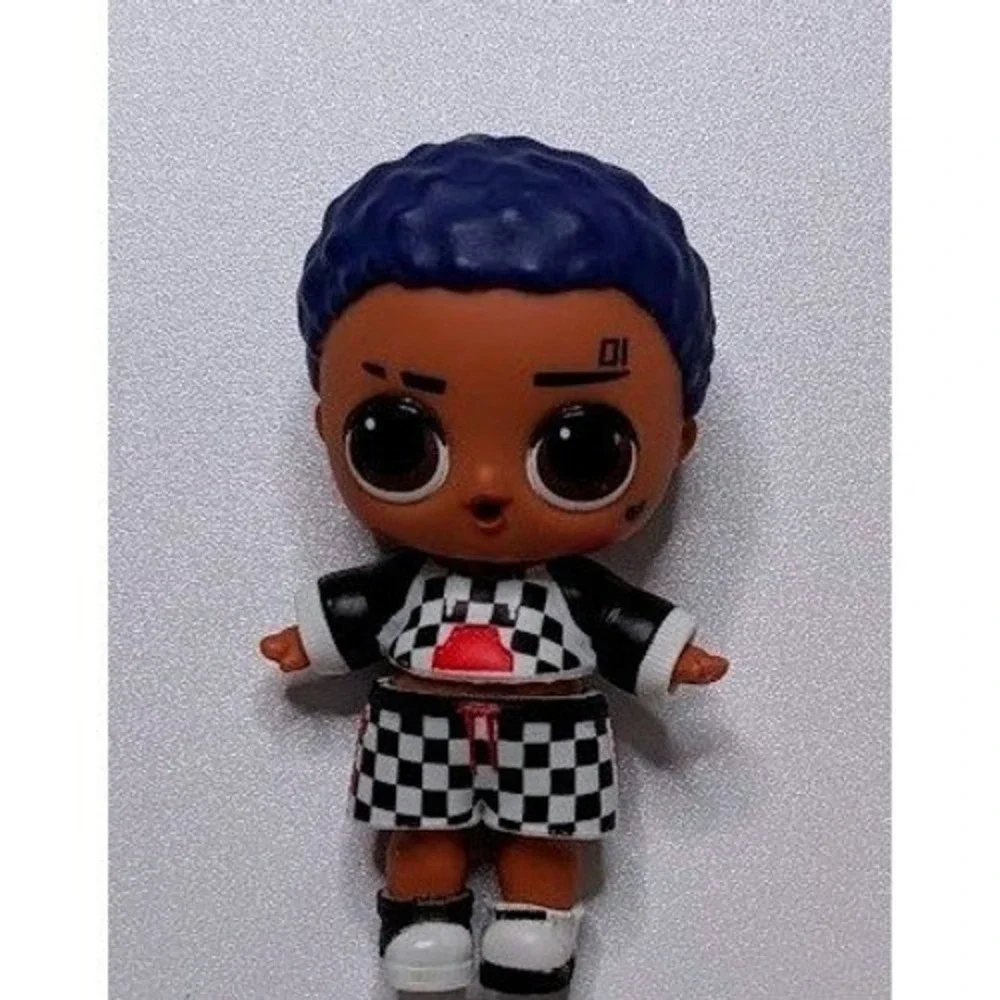 L.O.L. Surprise Series 4 Boy Figure – Blue Hair Checkered Outfit –